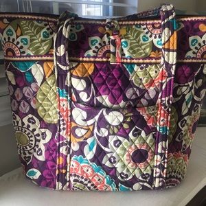 Vera Bradley Medium Tote!